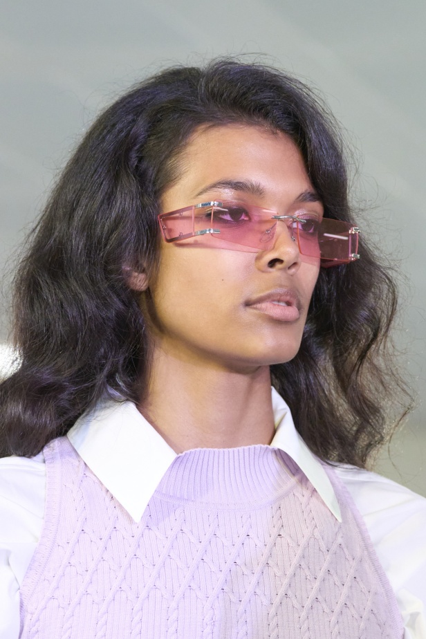 مجموعة Mark Fast لخريف وشتاء 2024 عصرية ومبتكرة بلمسة هندسية