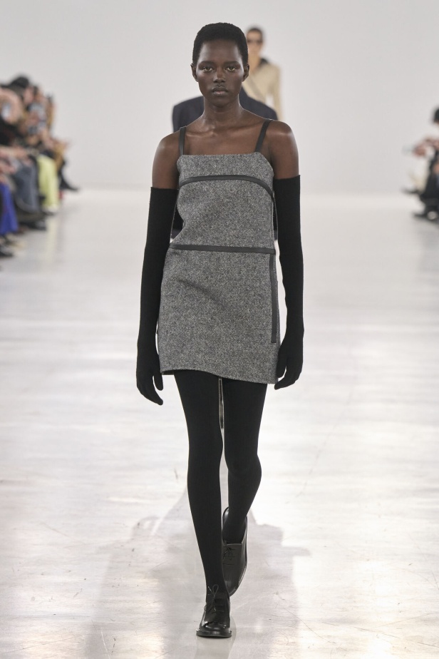 عرض أزياء مجموعة  Max Mara لموسم خريف وشتاء 2024 