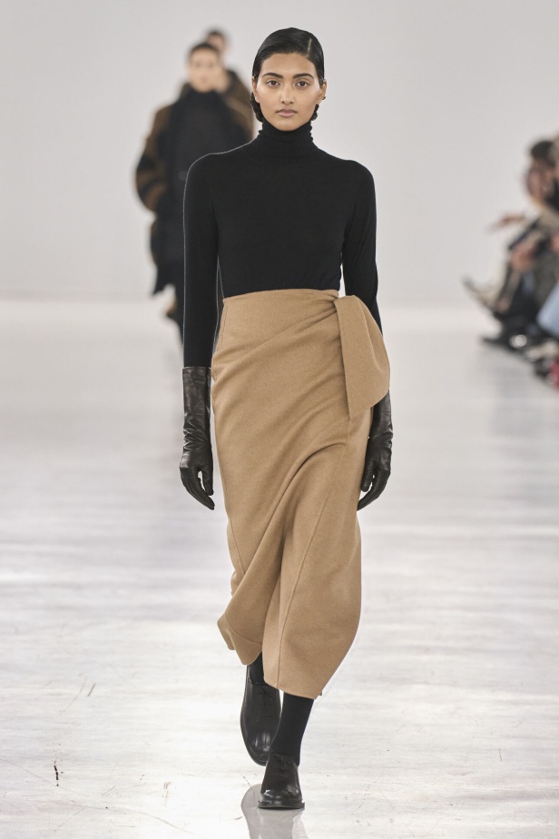 عرض أزياء مجموعة  Max Mara لموسم خريف وشتاء 2024 