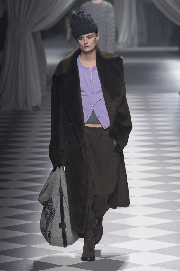 "موسكينو" خريف و شتاء 2024