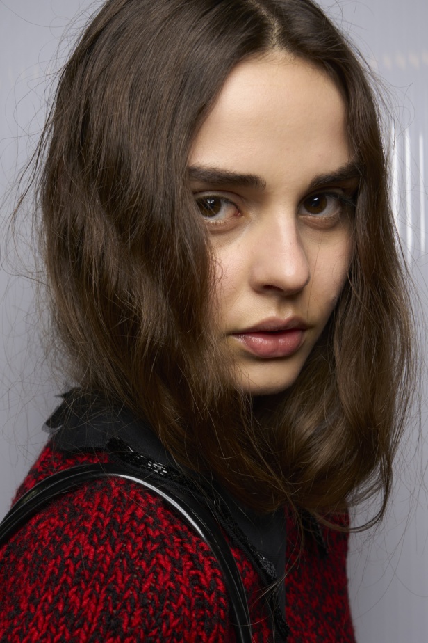 إطلالات جمالية من مجموعة N°21 لخريف وشتاء 2024