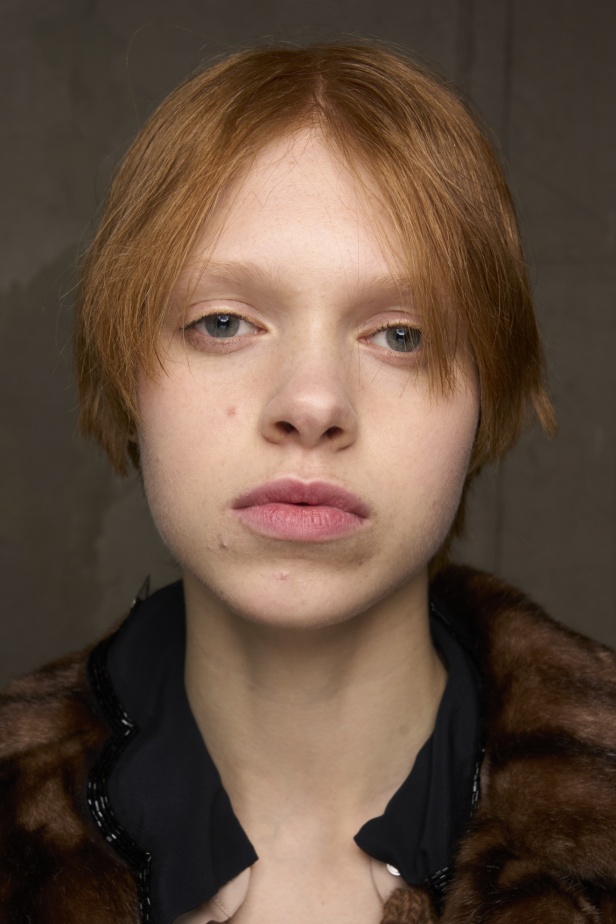 إطلالات جمالية من مجموعة N°21 لخريف وشتاء 2024