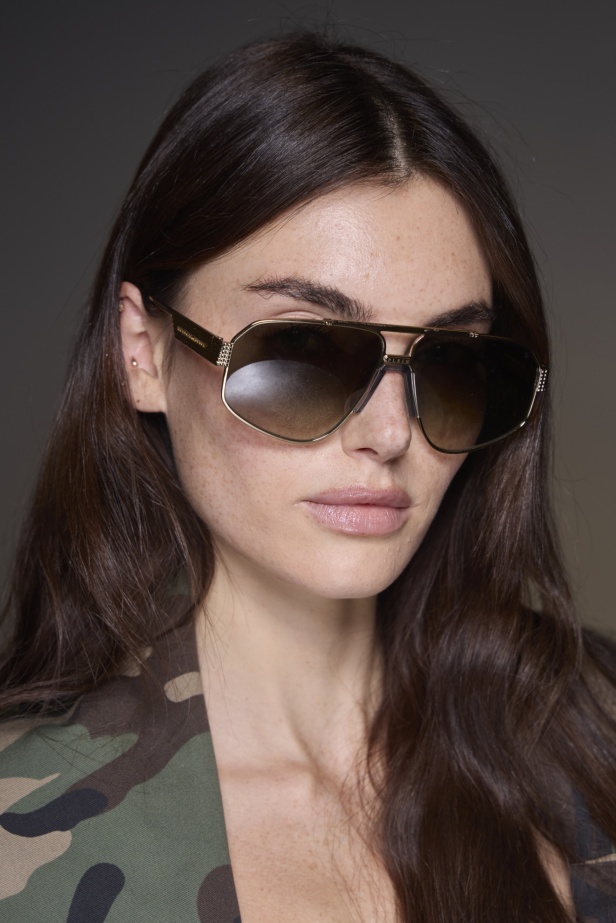 مجموعة Philipp Plein لخريف 2024 تشع ببريق الكريستالات