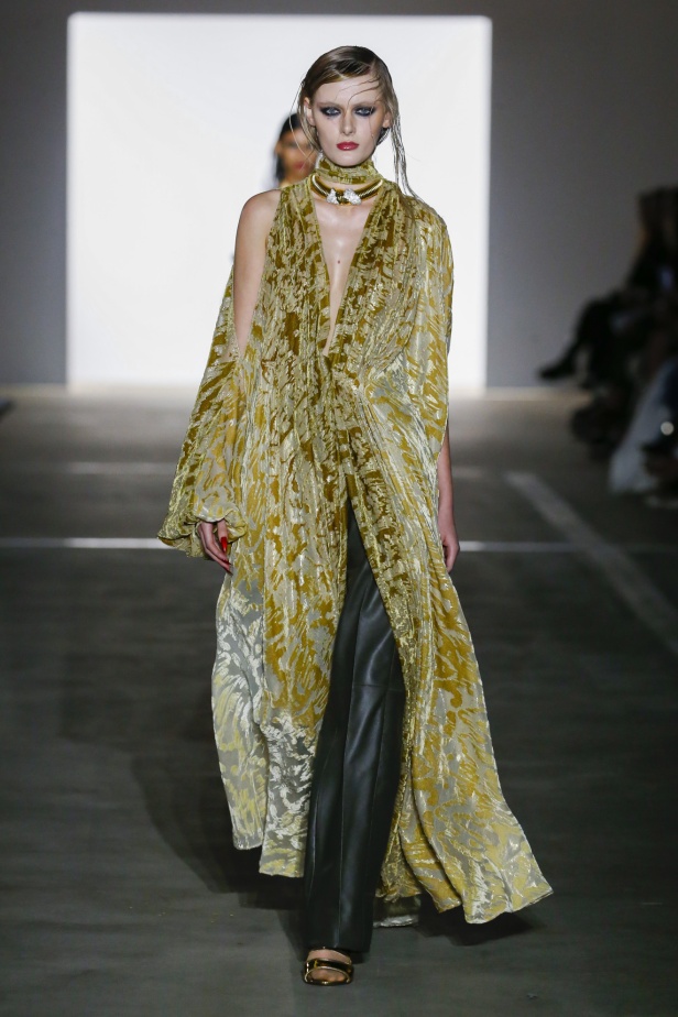 مجموعة Prabal Gurung لخريف وشتاء 2024