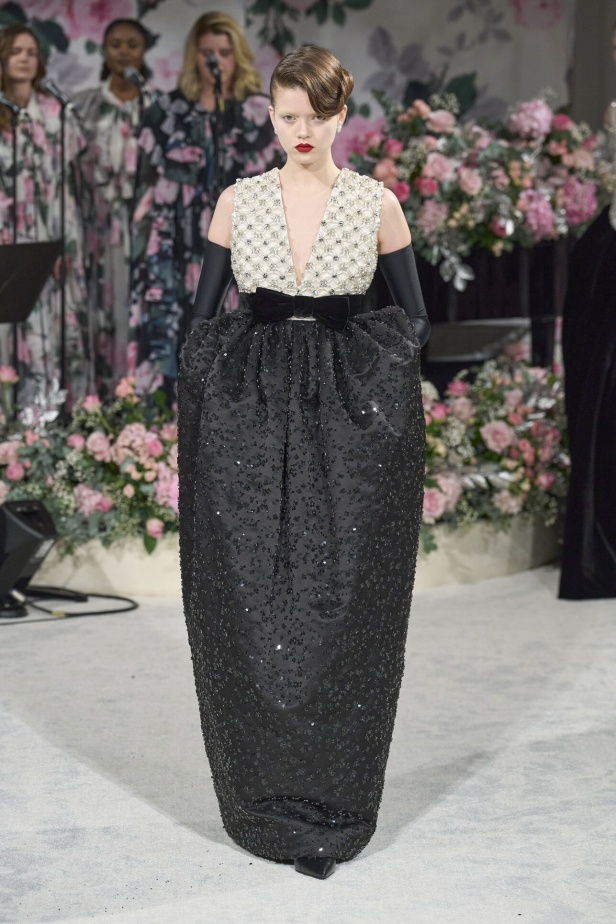 مجموعة Richard Quinn لخريف وشتاء 2024 في لندن 