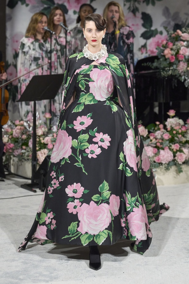 مجموعة Richard Quinn لخريف وشتاء 2024 في لندن 