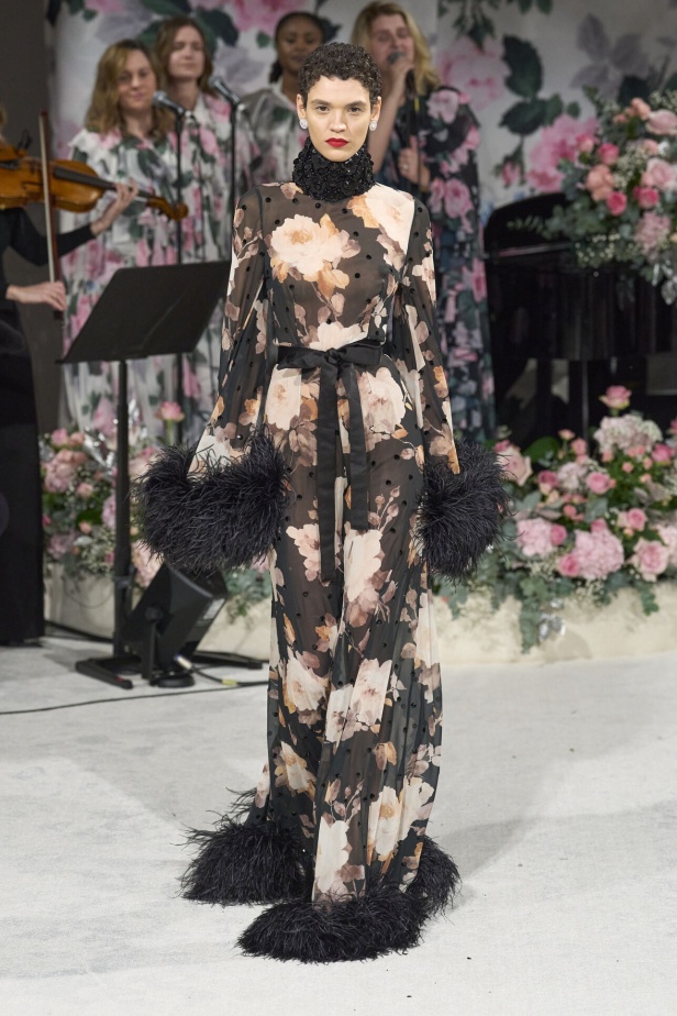 مجموعة Richard Quinn لخريف وشتاء 2024 في لندن 