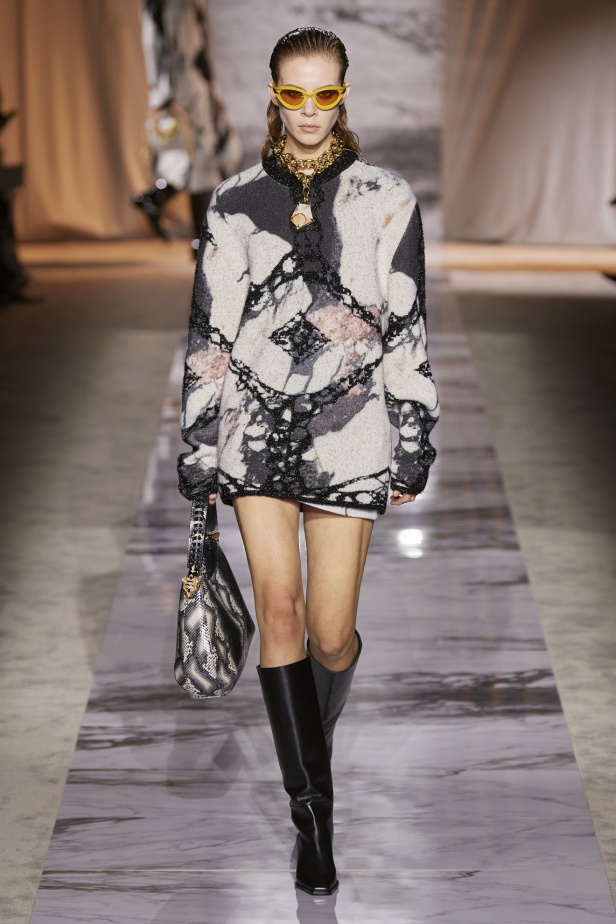 "روبرتو كفالي" خريف و شتاء 2024