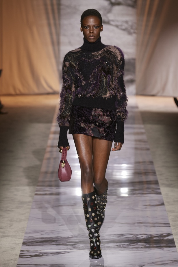 "روبرتو كفالي" خريف و شتاء 2024