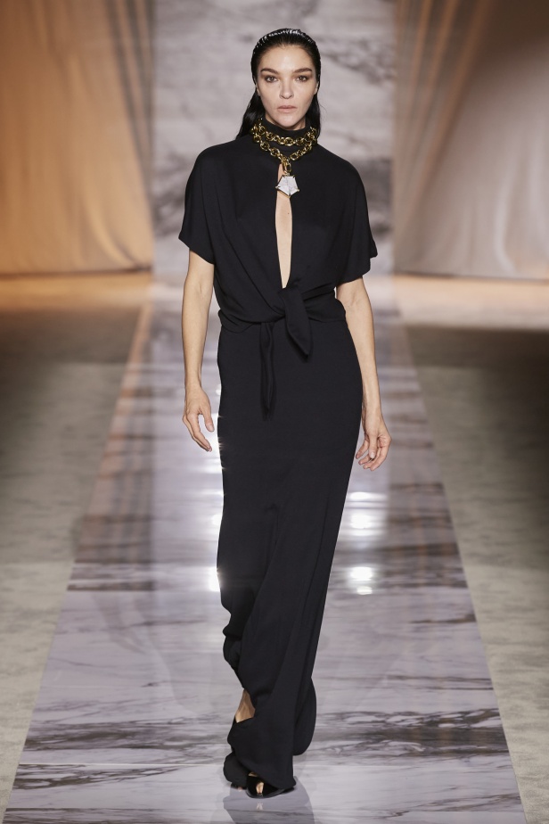 "روبرتو كفالي" خريف و شتاء 2024