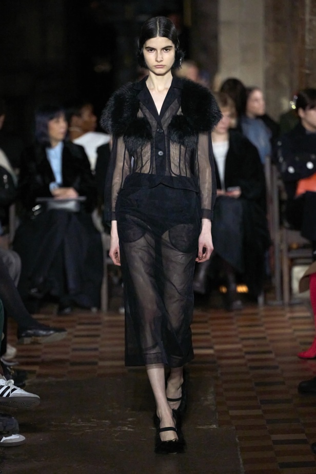 "سيمون روشا" خريف و شتاء 2024