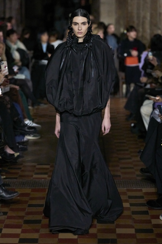 "سيمون روشا" خريف و شتاء 2024