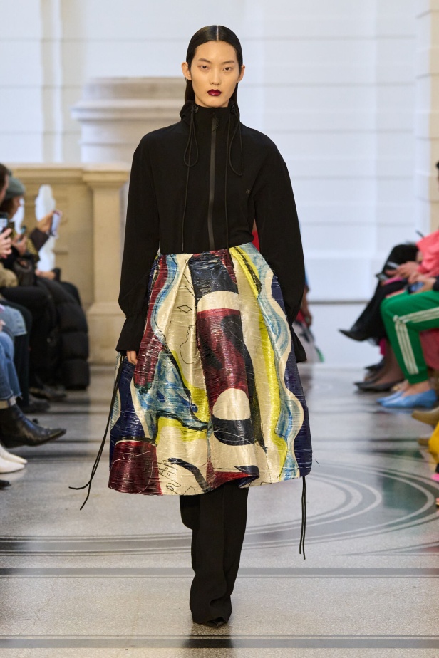 مجموعة Roksanda لخريف وشتاء 2024