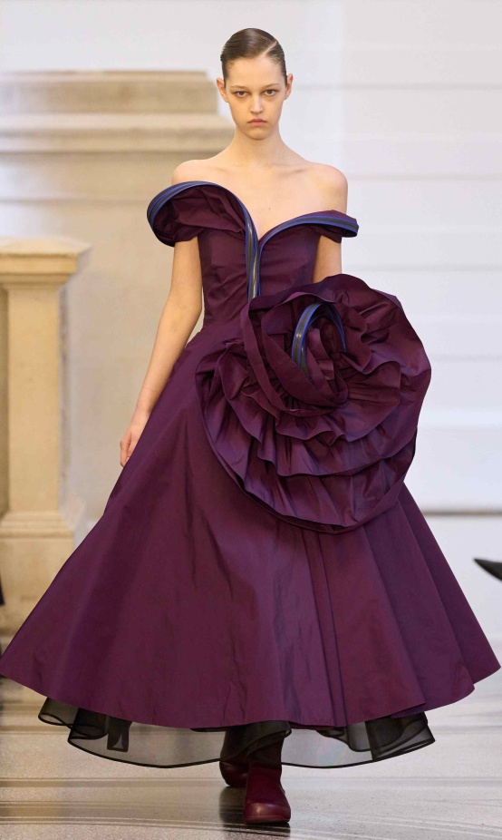 مجموعة Roksanda لخريف وشتاء 2024