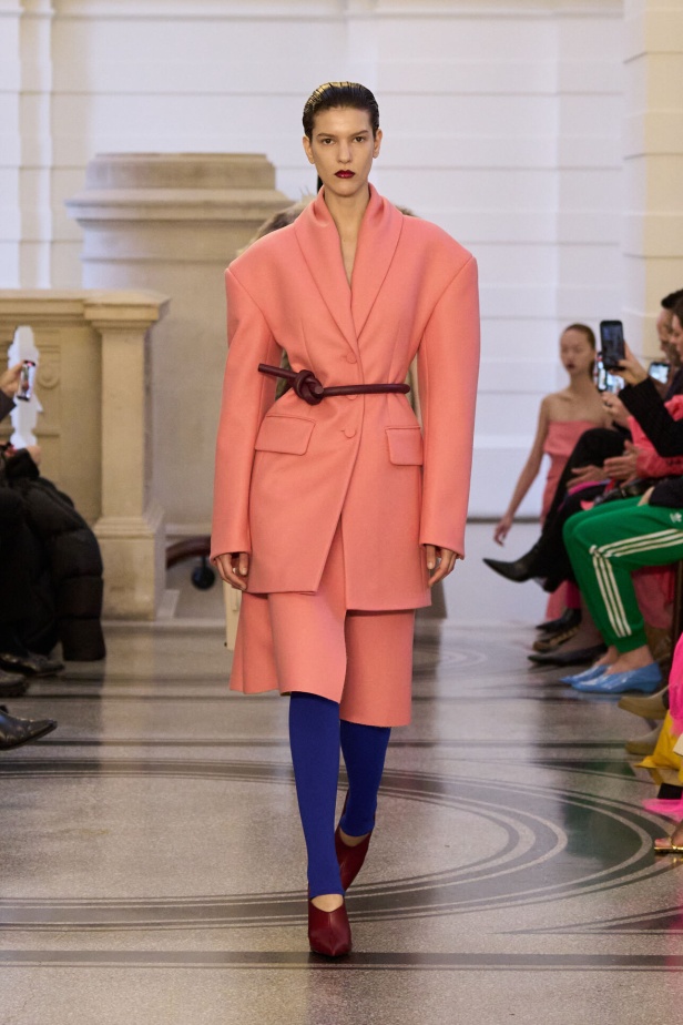 مجموعة Roksanda لخريف وشتاء 2024