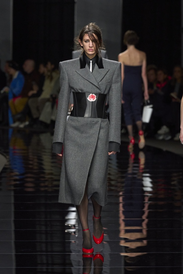 ثقافة الثمنينات ونفحات من مغنيات العصر الجميل عبر مجموعة SPORTMAX