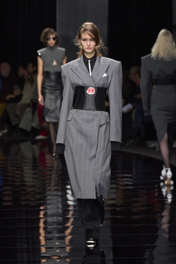 ثقافة الثمنينات ونفحات من مغنيات العصر الجميل عبر مجموعة SPORTMAX