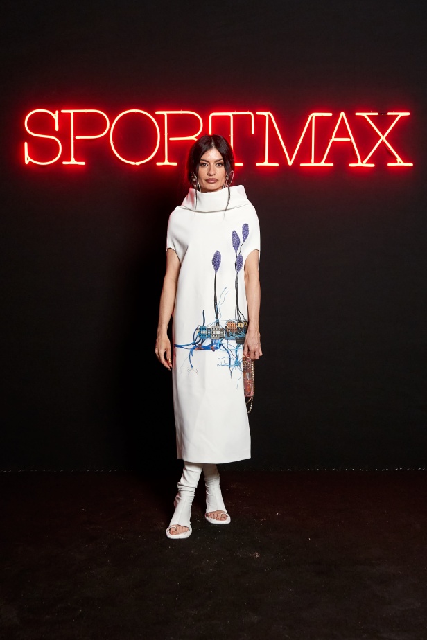 ثقافة الثمنينات ونفحات من مغنيات العصر الجميل عبر مجموعة SPORTMAX