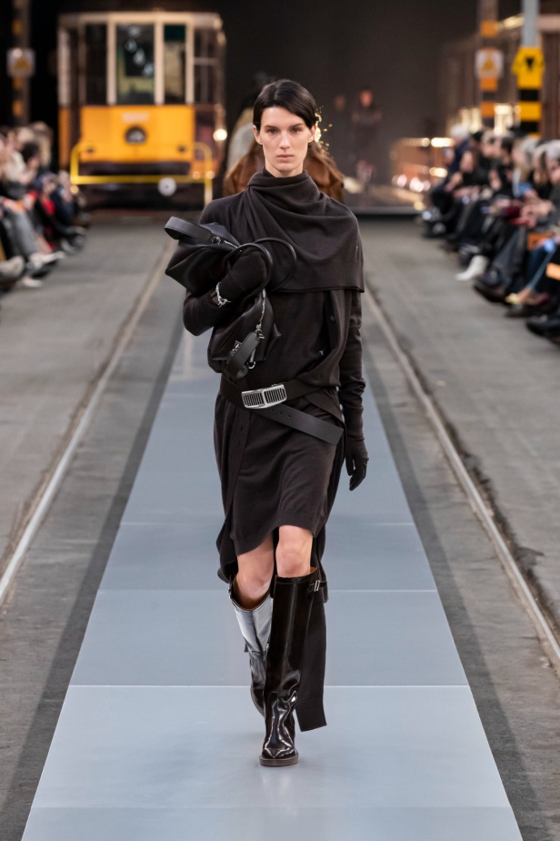 مجموعة Tod'sلخريف وشتاء 2024-2025