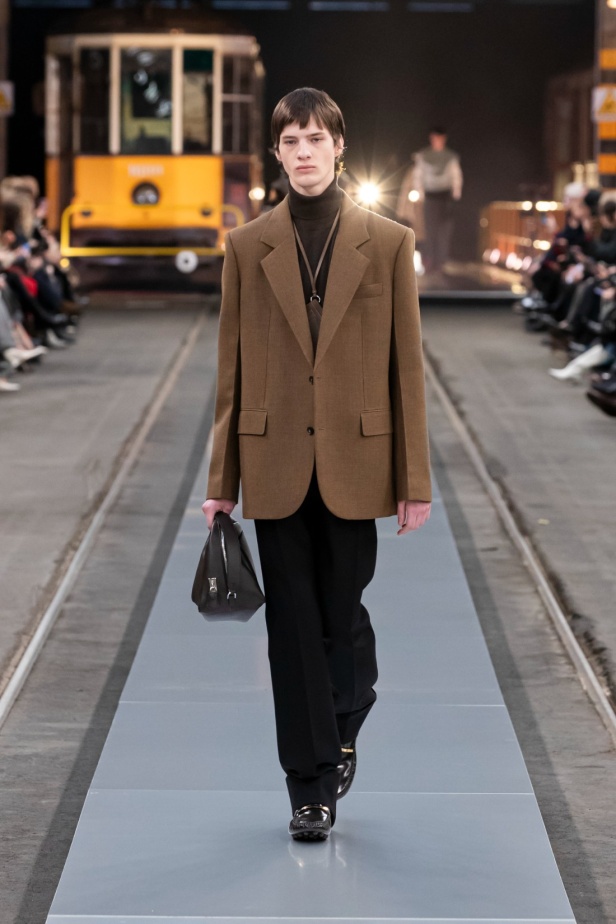 مجموعة Tod'sلخريف وشتاء 2024-2025