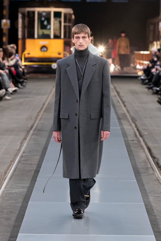 مجموعة Tod'sلخريف وشتاء 2024-2025