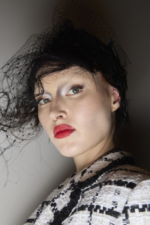  مجموعة THOM BROWNE