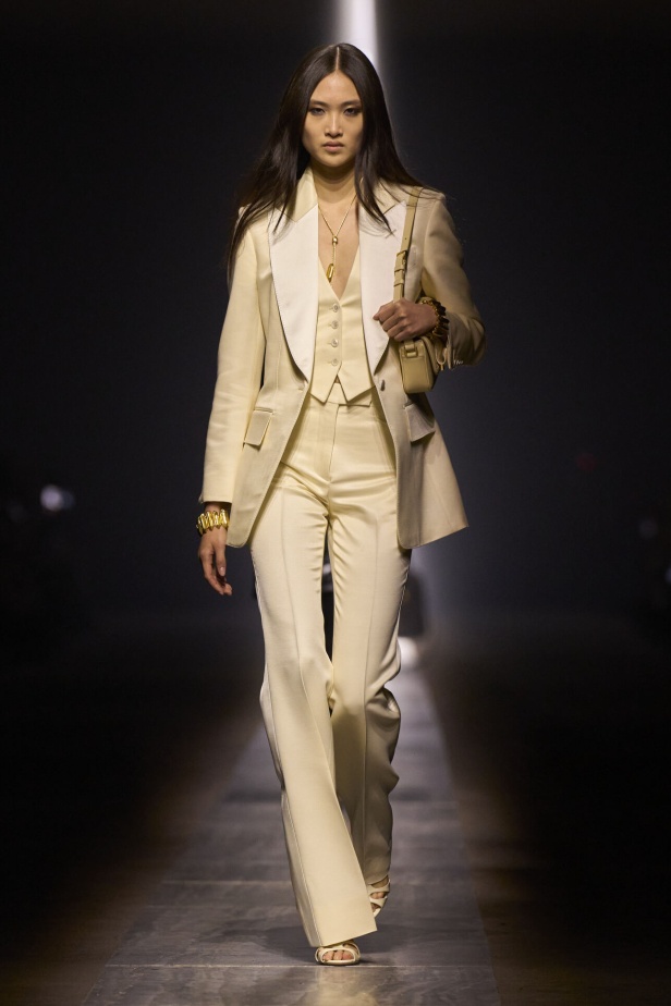 عرض أزياء Tom Ford لخريف وشتاء 2024-2025 في ميلانو