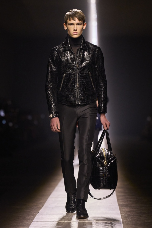 عرض أزياء Tom Ford لخريف وشتاء 2024-2025 في ميلانو