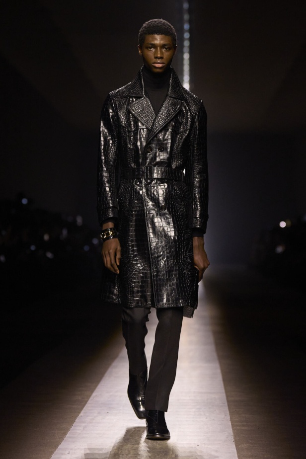 عرض أزياء Tom Ford لخريف وشتاء 2024-2025 في ميلانو