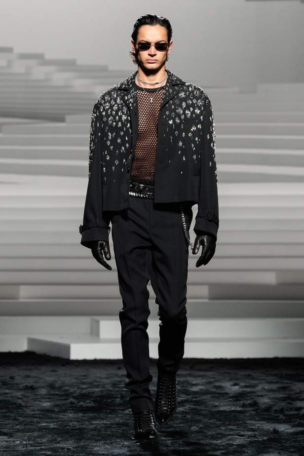 مجموعة Versace لخريف وشتاء 2024- 2025