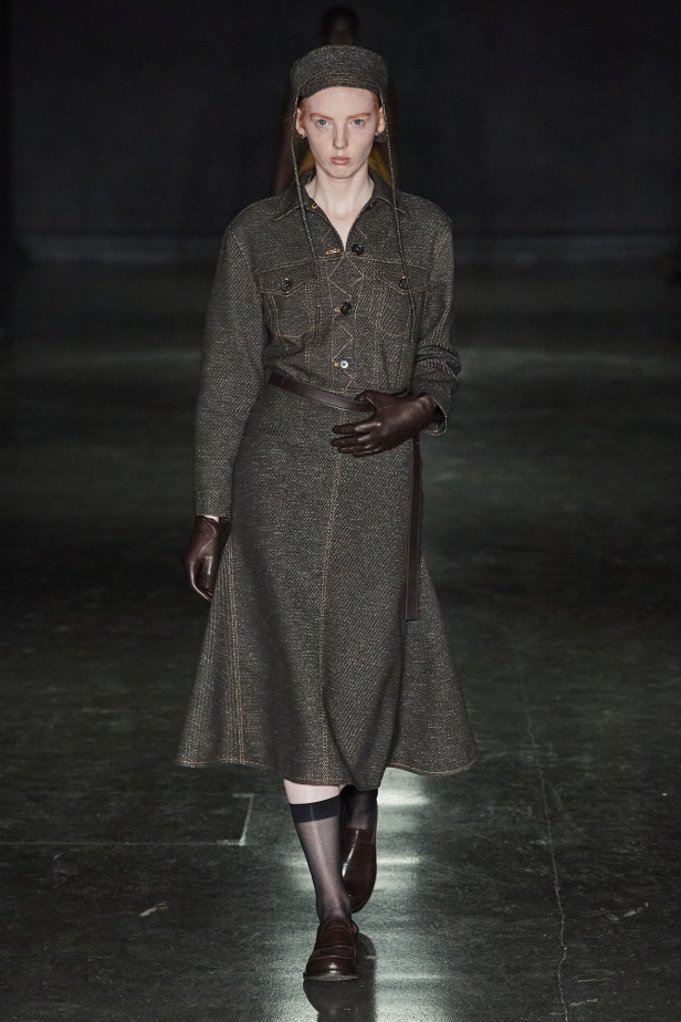 مجموعة Emilia Wickstead لموسم خريف وشتاء 2024- 2025 في لندن