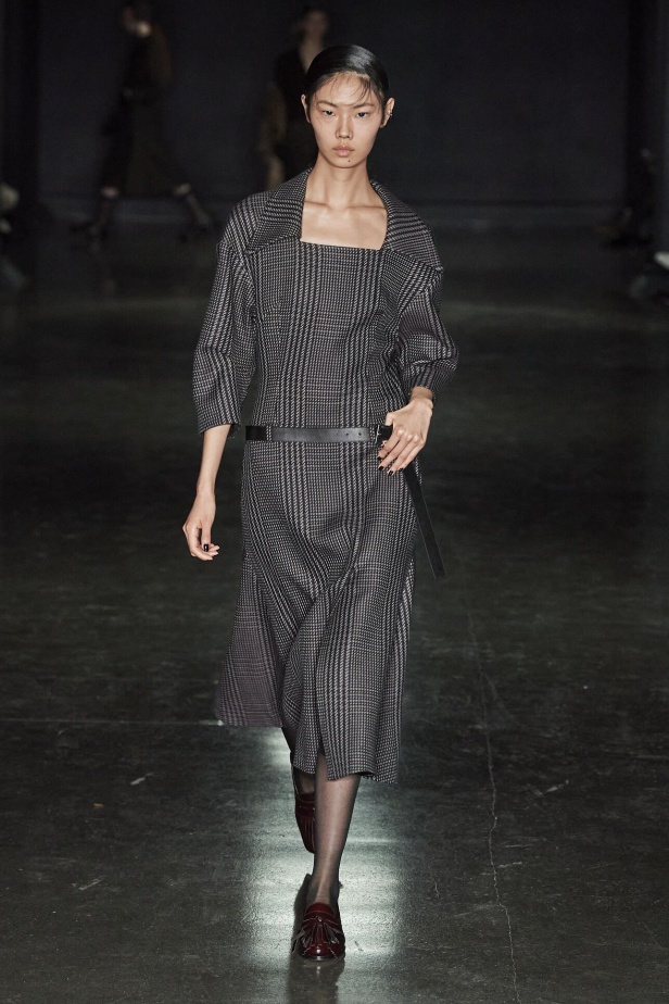 مجموعة Emilia Wickstead لموسم خريف وشتاء 2024- 2025 في لندن