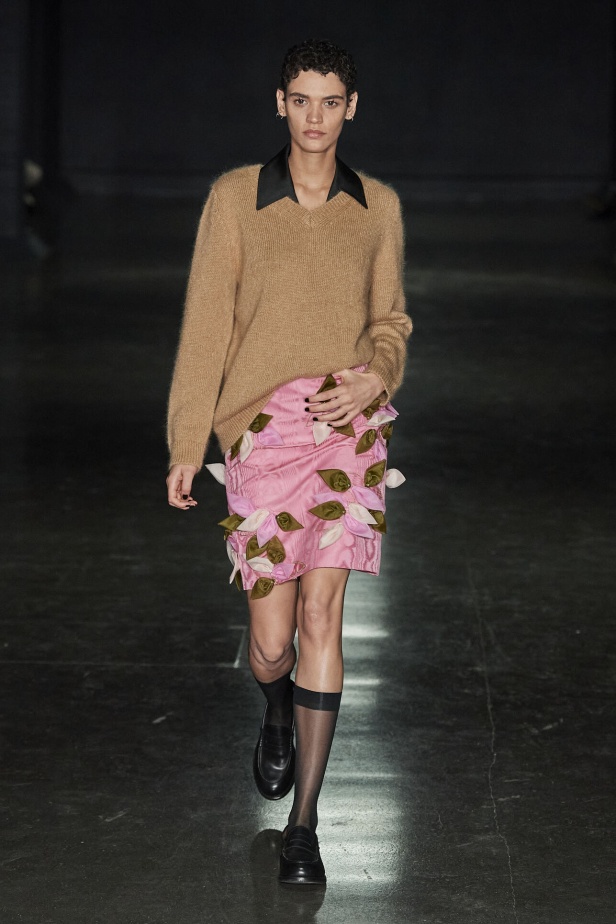 مجموعة Emilia Wickstead لموسم خريف وشتاء 2024- 2025 في لندن