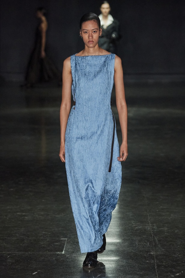 مجموعة Emilia Wickstead لموسم خريف وشتاء 2024- 2025 في لندن