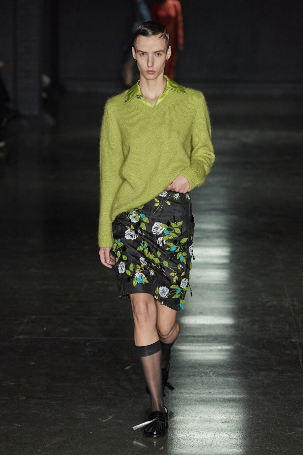 مجموعة Emilia Wickstead لموسم خريف وشتاء 2024- 2025 في لندن