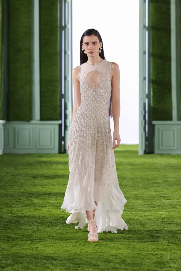  مجموعة جورج حبيقة لخريف وشتاء 2024