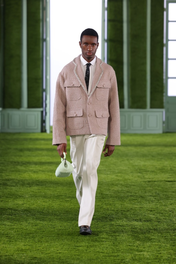  مجموعة جورج حبيقة لخريف وشتاء 2024