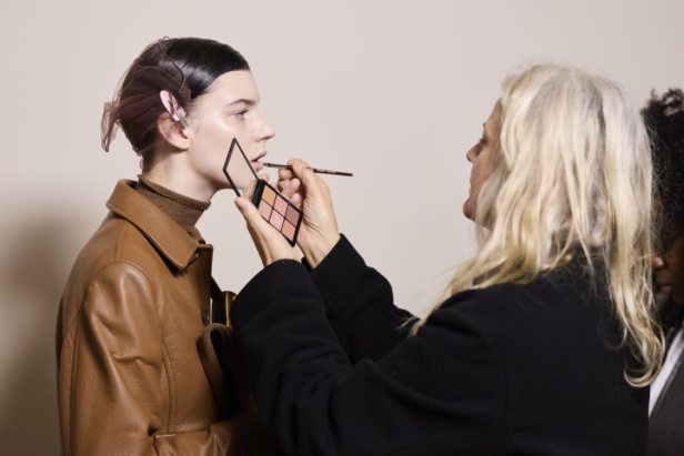 مجموعة Akris لخريف وشتاء 2024