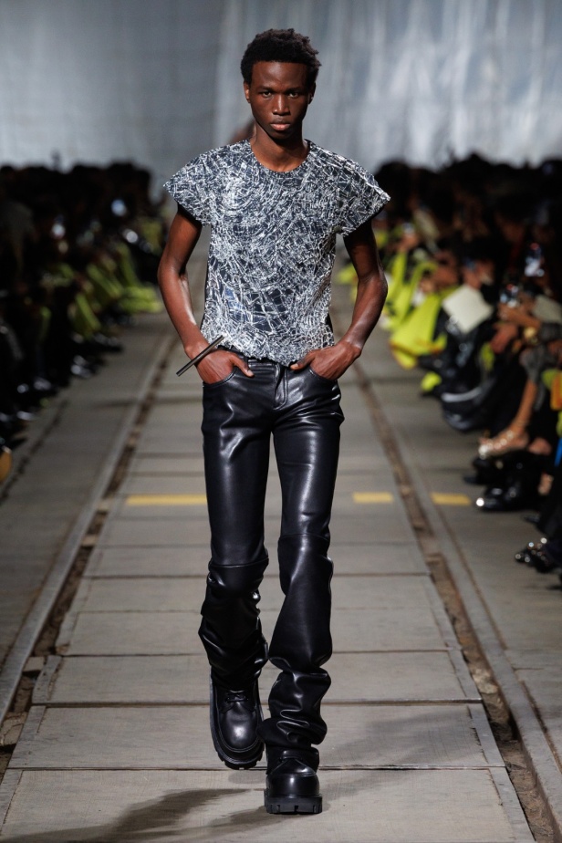 مجموعة Alexander McQueen لخريف 2024