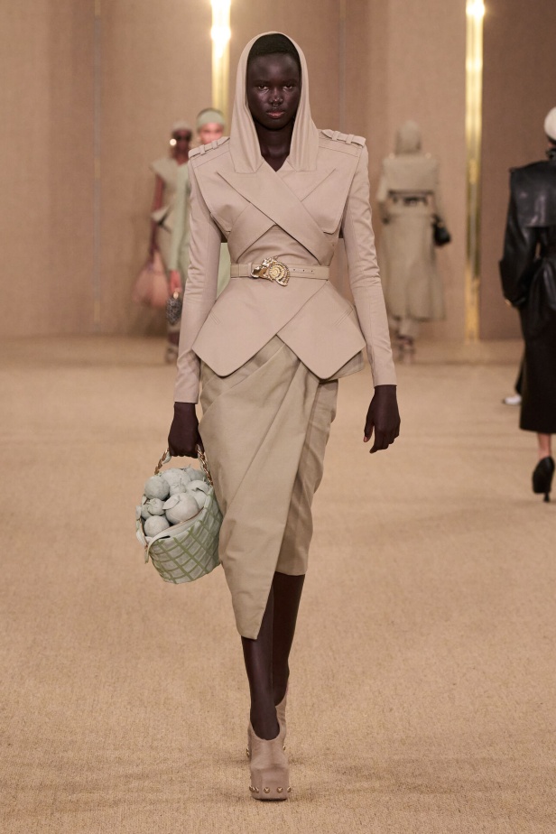 مجموعة Balmain لخريف وشتاء 2024