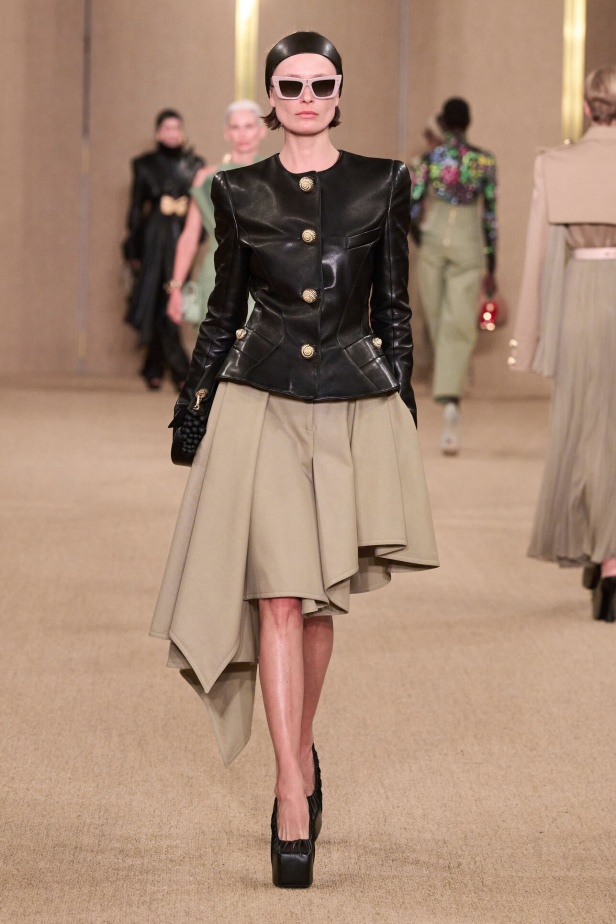 مجموعة Balmain لخريف وشتاء 2024