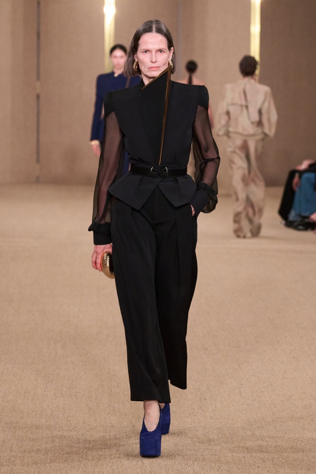 مجموعة Balmain لخريف وشتاء 2024