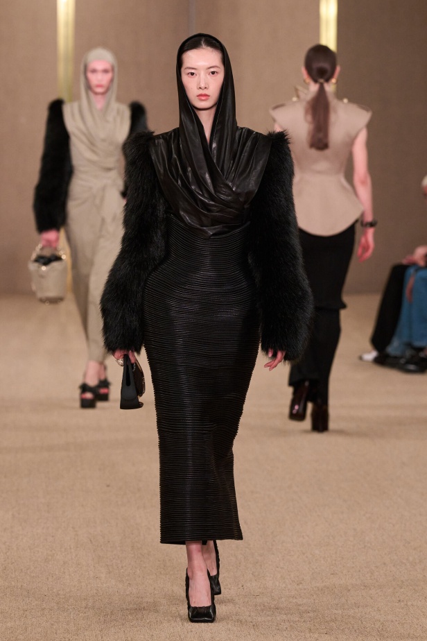 مجموعة Balmain لخريف وشتاء 2024