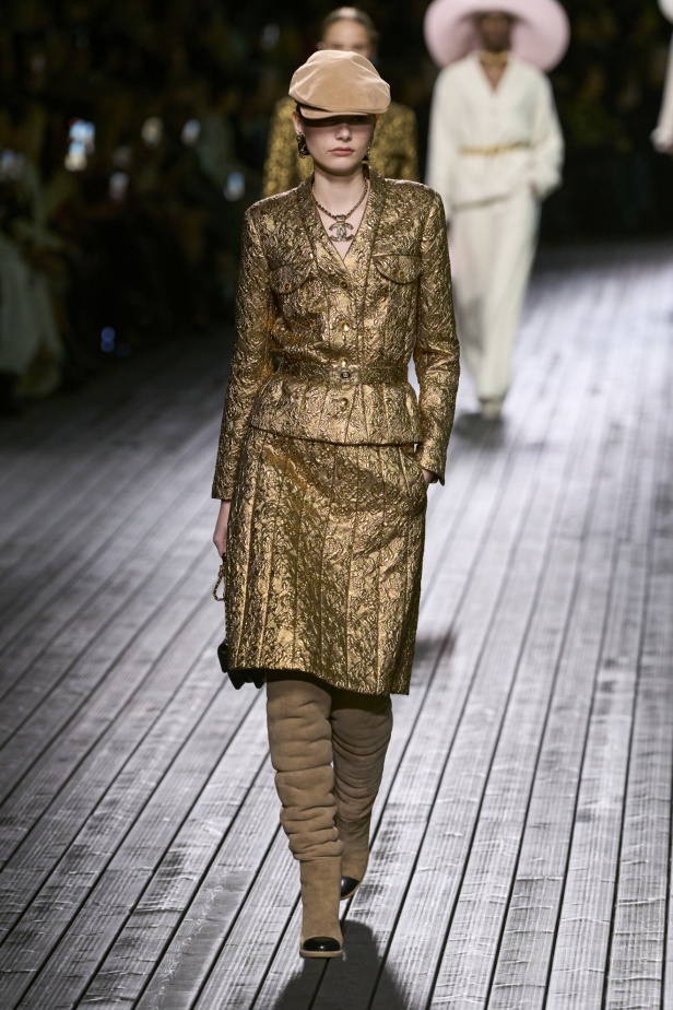 "شانيل" خريف و شتاء 2024