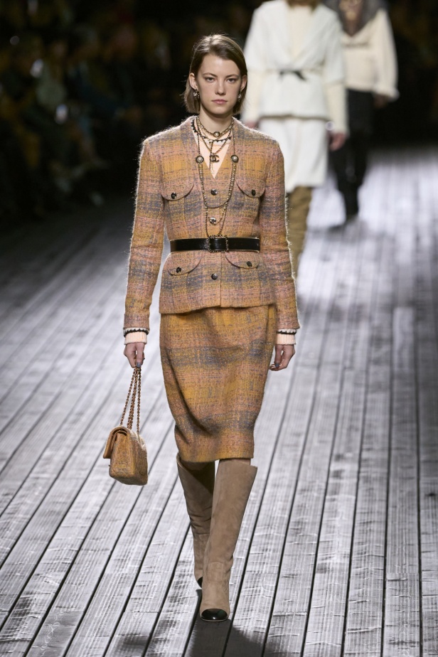 "شانيل" خريف و شتاء 2024