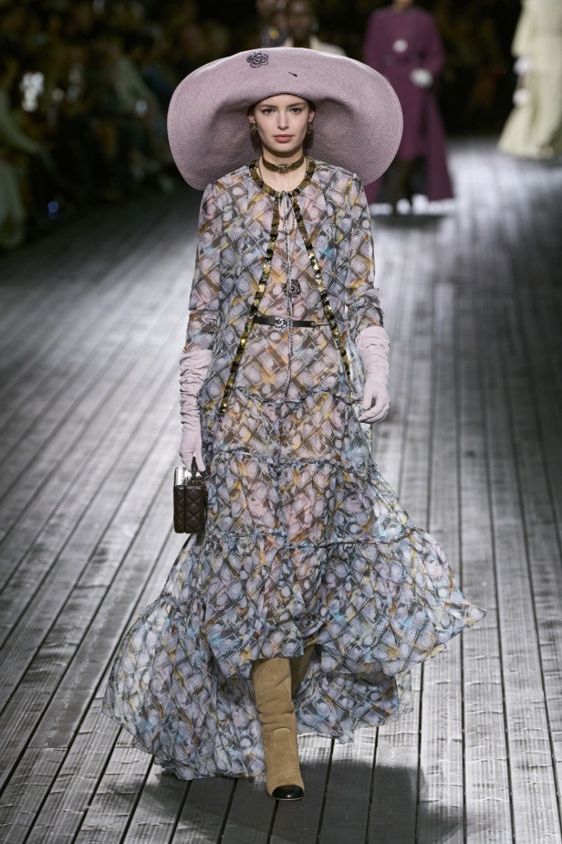 "شانيل" خريف و شتاء 2024