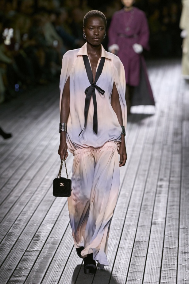 "شانيل" خريف و شتاء 2024