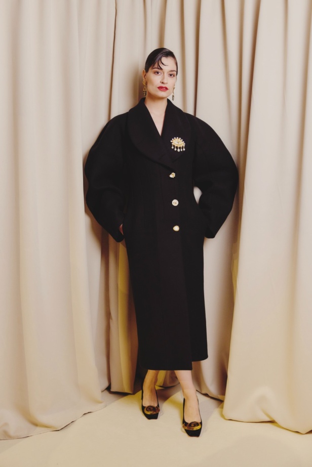 مجموعة Schiaparelli لخريف وشتاء 2024.. فخامة معتادة وعالم من الإبداع