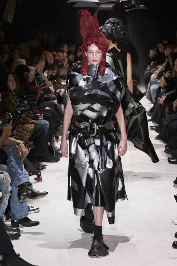 "كوم دي غارسون" خريف و شتاء 2024