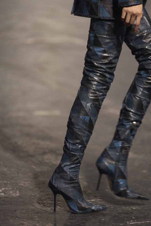 مجموعة Coperni لخريف 2024 ابتكارات جديدة في عالمي الموضة والتكنولوجيا 